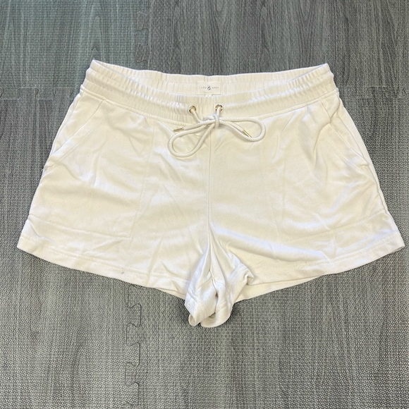 Lou & Grey Pants - Lou & Grey LOFT Cream Drawstring Shorts - Size L